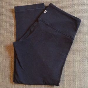 lululemon athletica Pants - Lululemon cropped leggings lululemon athletica Pants - Lululemon cropped leggings